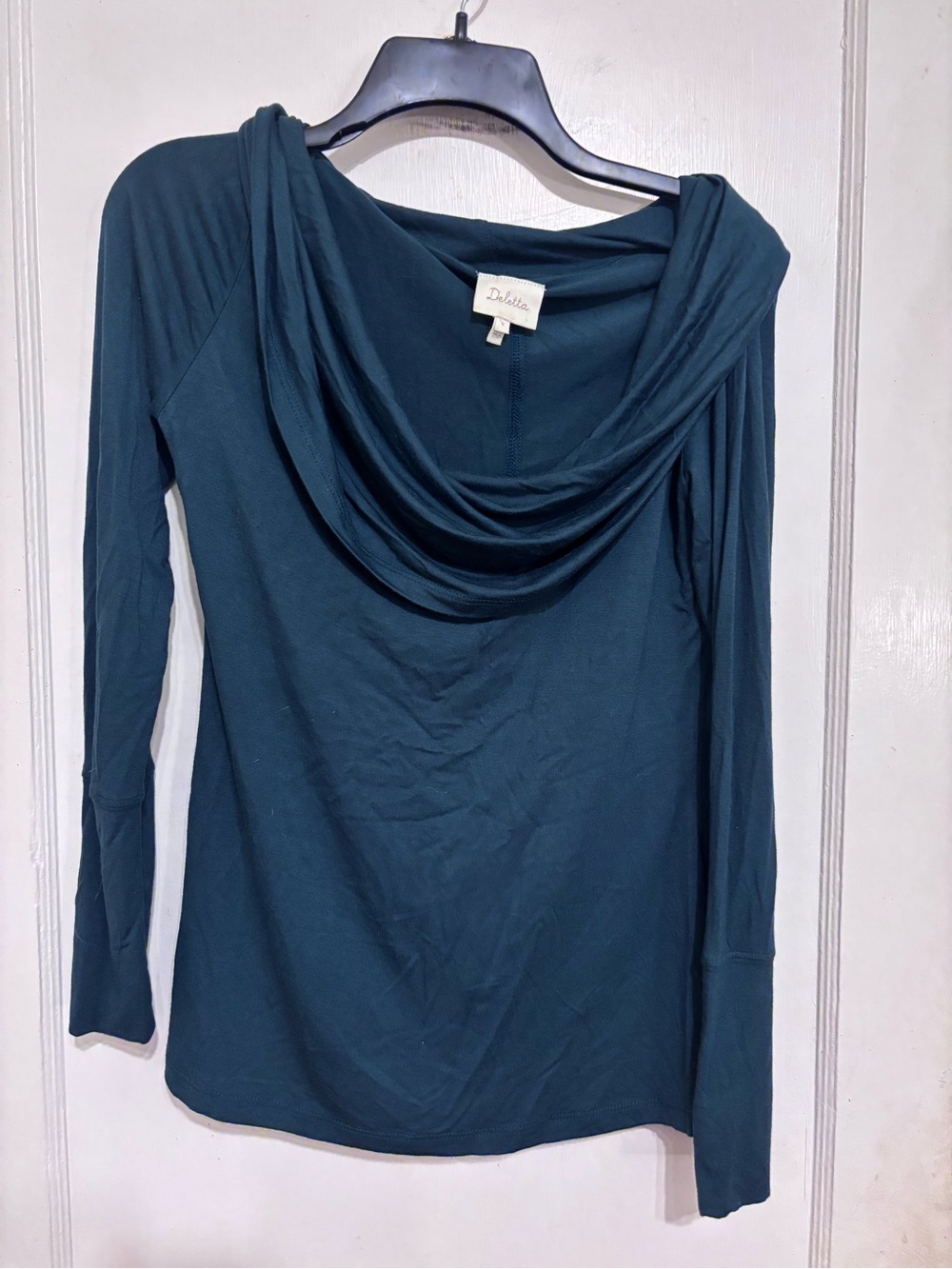 delicates green Cowl Neck Long Sleeve Top